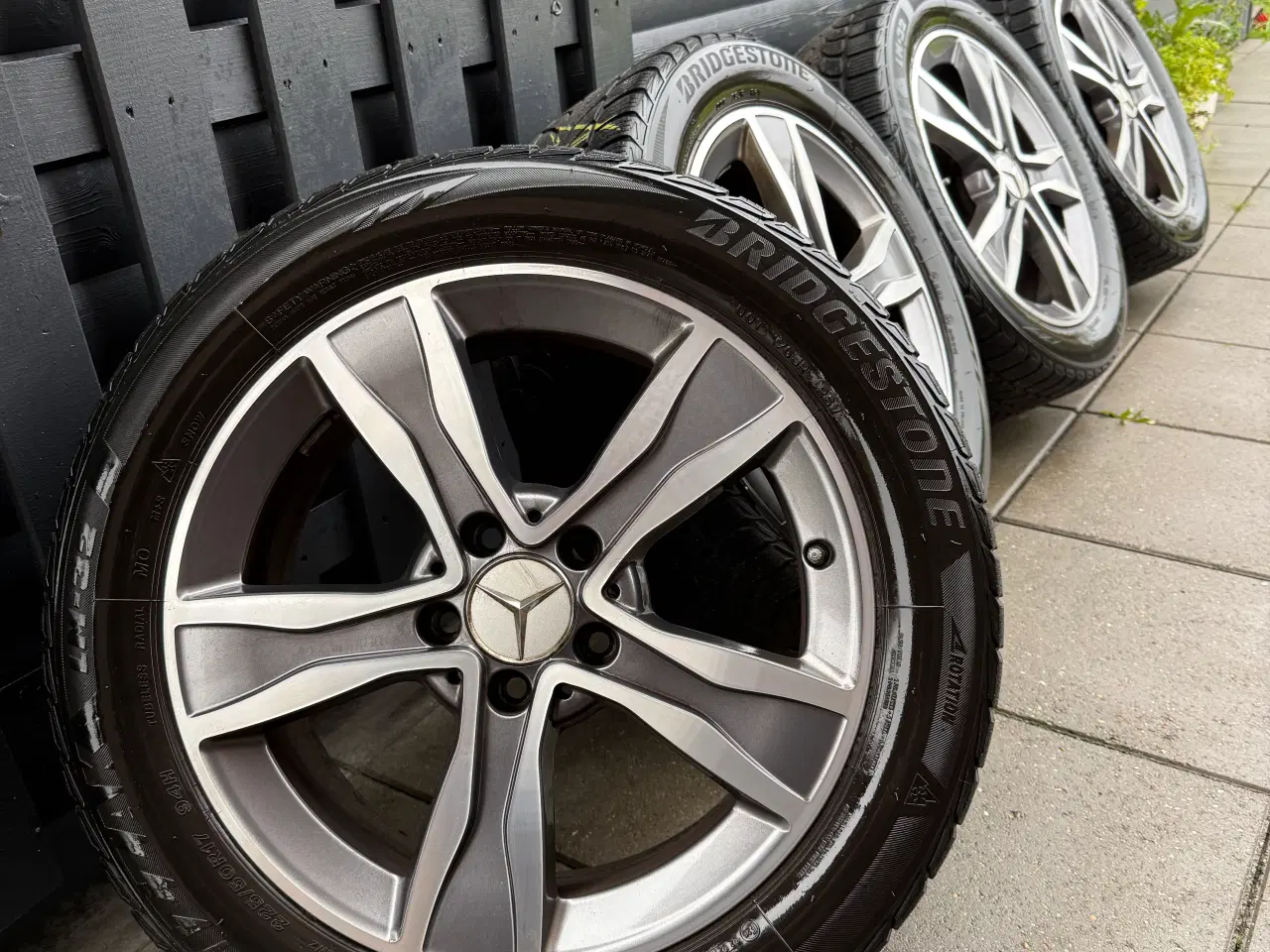 Billede 1 - 17” 5x112 Originale Mercedes alufælge med Bridgest