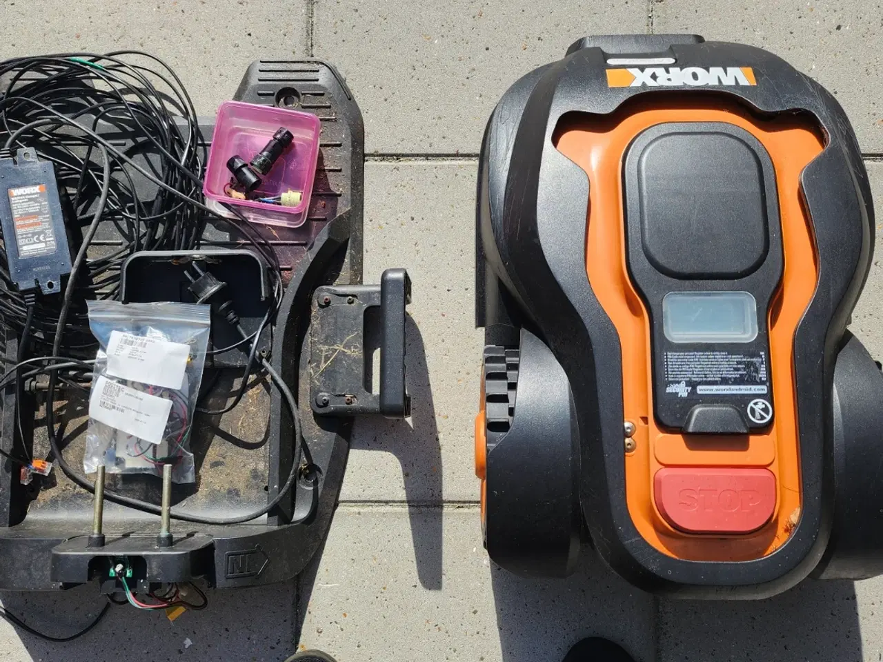 Billede 3 - Worx WG790E.1 robotplæneklipper inkl. ladestation