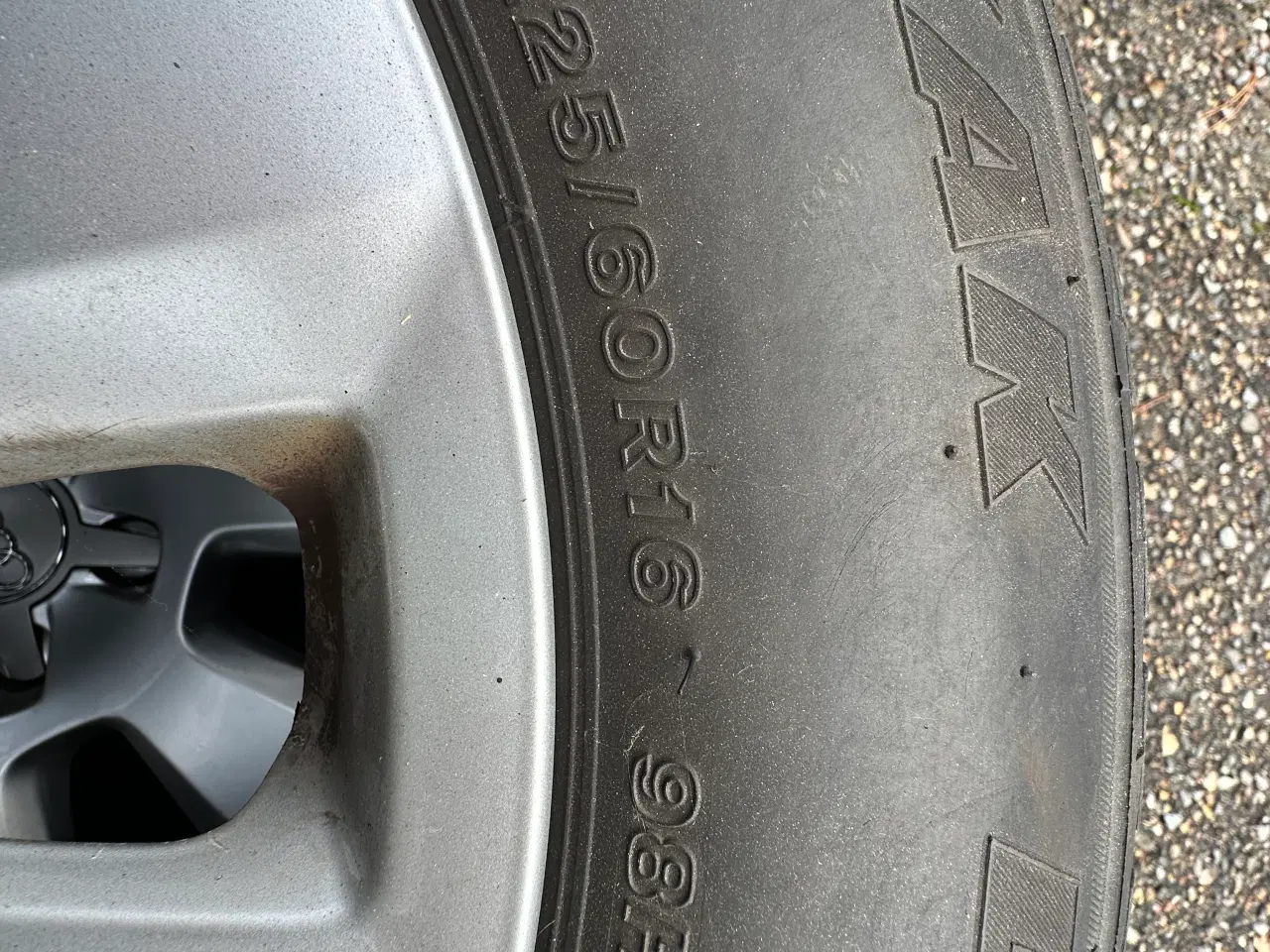 Billede 4 - Vinterhjul 4 stk. med alufælge 225/60R16 98H