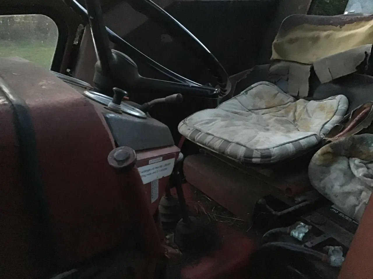 Billede 4 - IH 824 traktor.