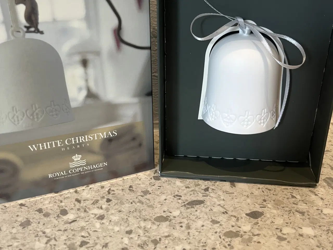 Billede 2 - Juleklokke Royal Copenhagen 