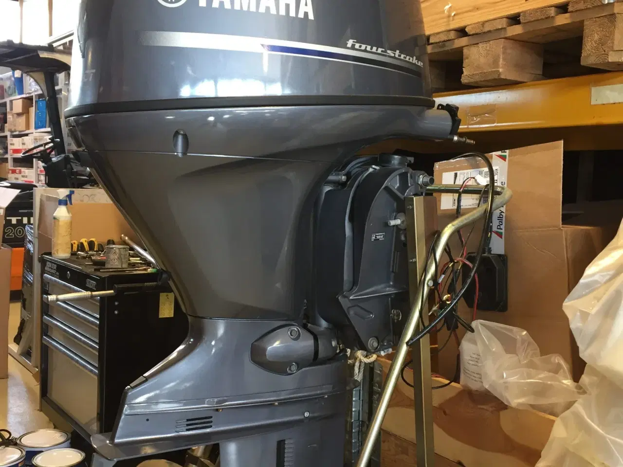 Billede 22 - Yamaha 130 HK - Fjernbetjent, Elektronisk start, Powertrim