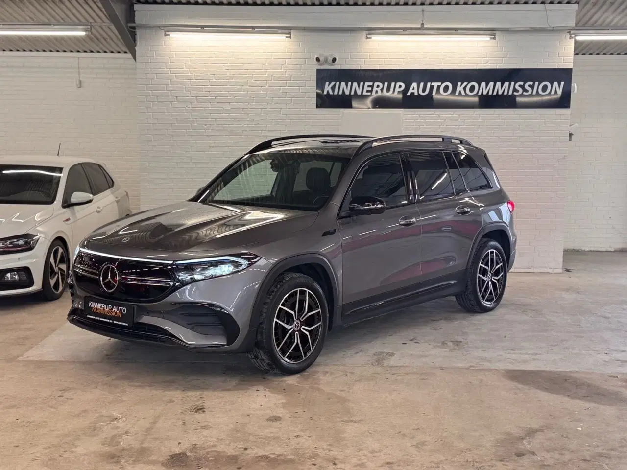 Billede 1 - Mercedes-Benz EQB 300 EL AMG Line 4Matic 228HK 5d Aut.