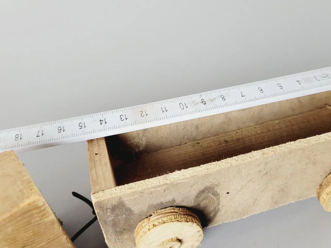 Billede 12 - ⭐️: Unik Retro trætog – Charmerende & Unikt