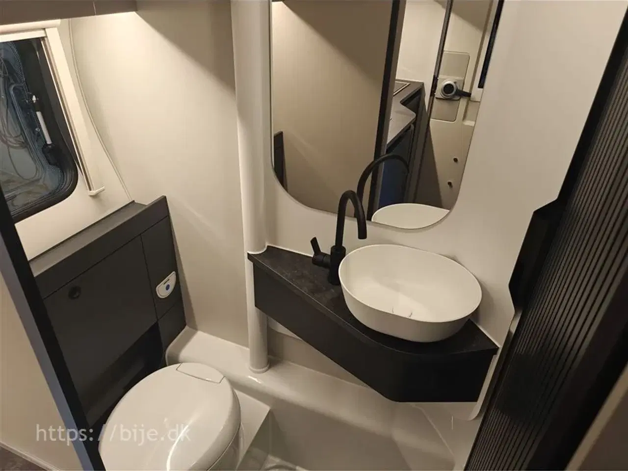 Billede 14 - 2026 - Adria Action 391 LH Sport