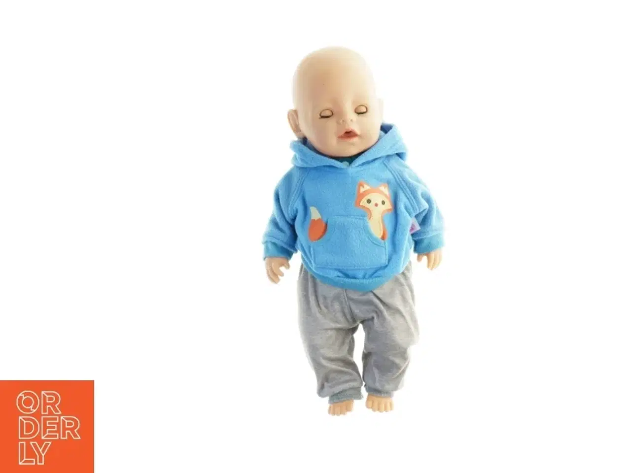 Billede 2 - Baby dukke med tøj og bæresele (str. 45 x 26 cm)