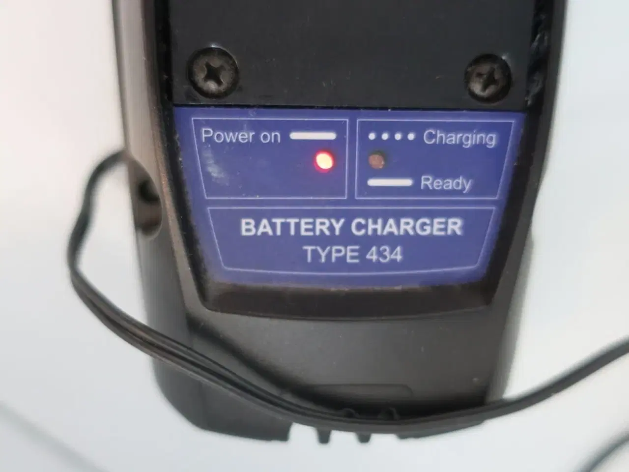 Billede 3 - Batteri, ladere m.v. SCANRECO (til kranfjernbetj.)