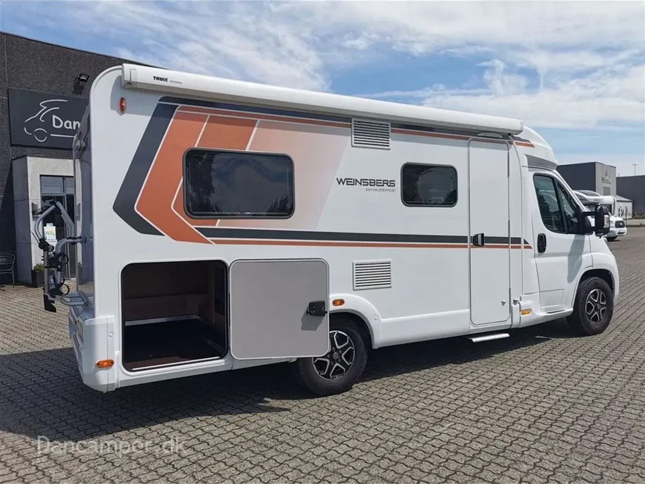 Billede 3 - 2022 - Weinsberg CaraCompact 600 MF "Pepper Edition"   Under klargøring! Flot Pepper Edition, 9-trin aut., Solcelle 180W, Lithiumbatteri 100Ah, El-trin, Navigation, Head-up display