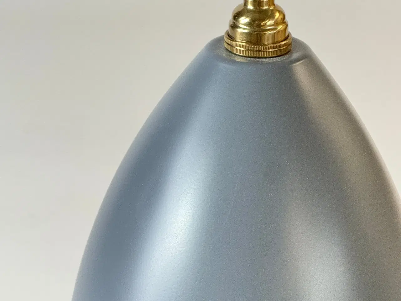 Billede 3 - Gubi BL9 Pendel – Grå/Messing Ø21 cm