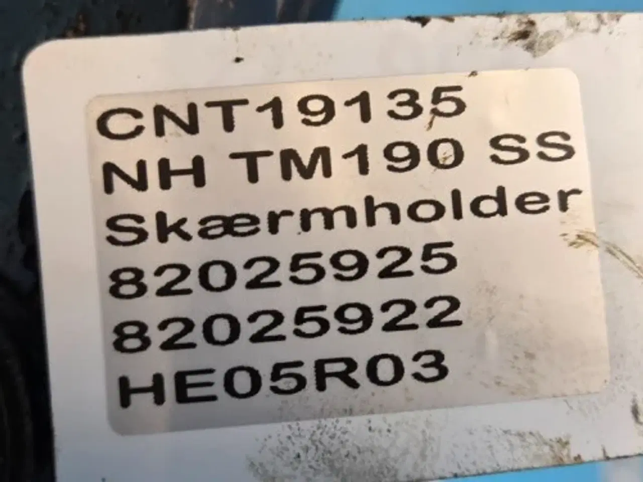 Billede 8 - New Holland TM190 Skærmholder 82025925