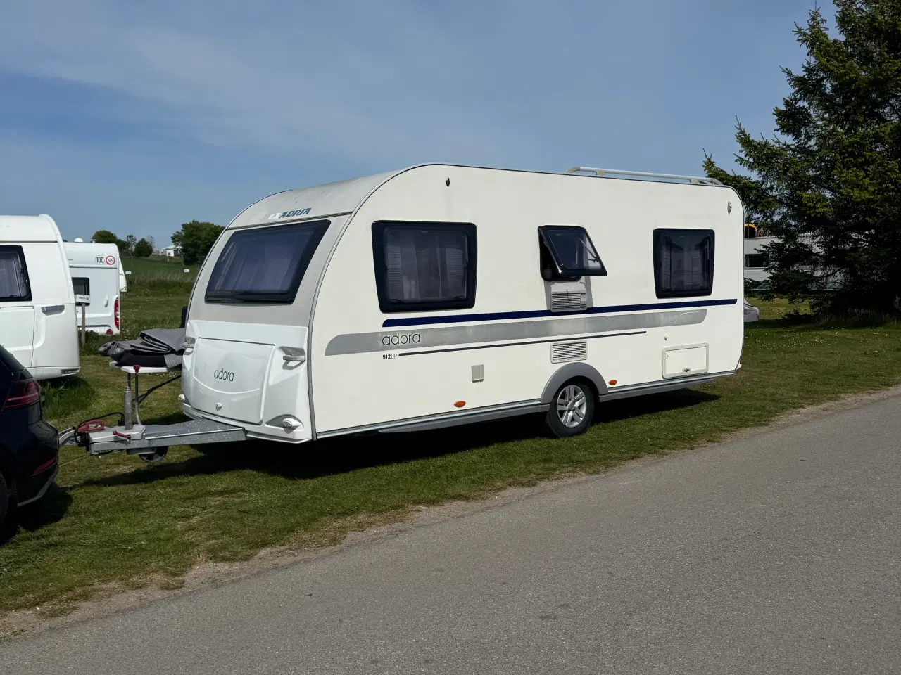 Billede 5 - •	“Udlejes: Adria Adora campingvogn – klar til som
