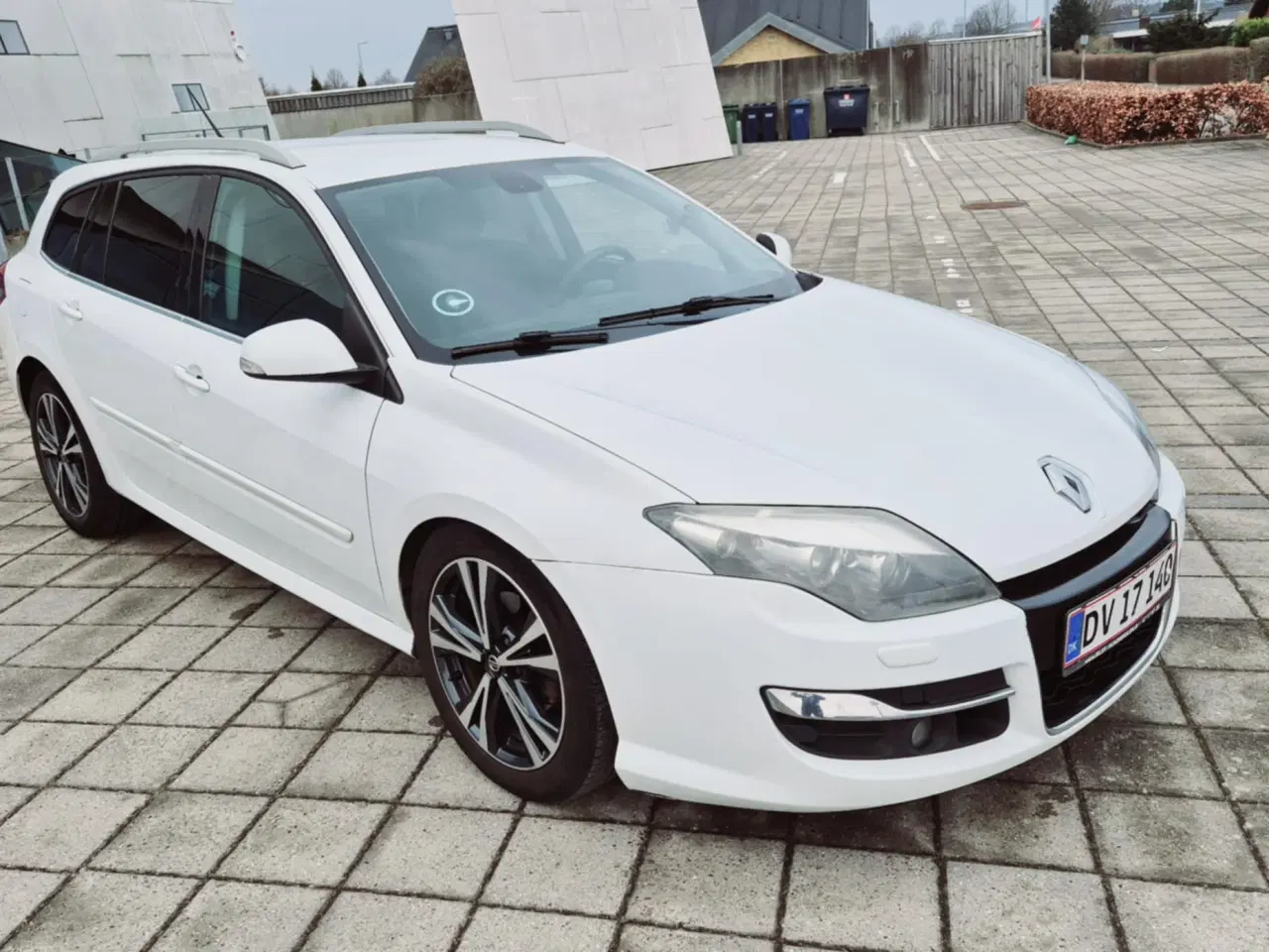 Billede 3 - Renault Laguna Sports Tourer udstyres bombe.