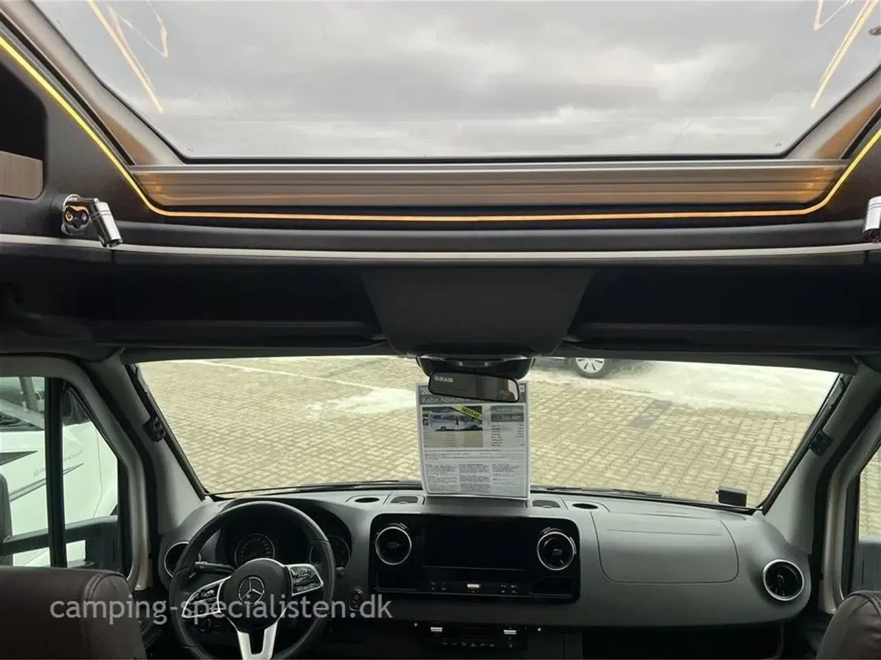 Billede 17 - 2024 - Kabe Novum X 750 LGB   Kabe Novum X 750 LGB model 2024 kun kørt 6.000 km kan nu ses hos Camping-Specialisten