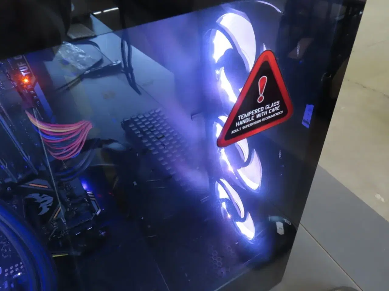 Billede 6 - Komplet Gaming PC med Skærm, Mus og tastetur (SHARK GAMING, BENQ, STEEL SERIES)