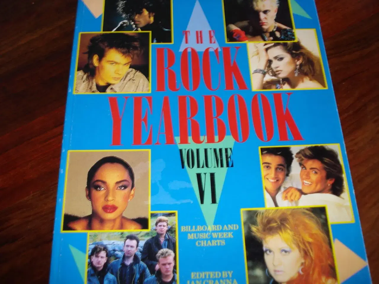 Billede 1 - The Rock Yearbook
