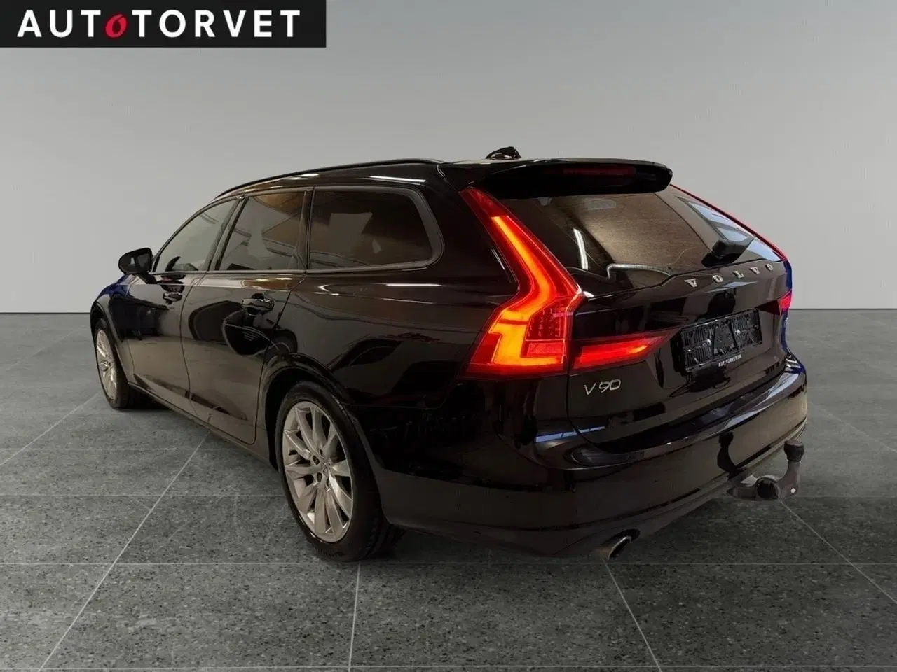 Billede 4 - Volvo V90 2,0 D4 190 Momentum aut.