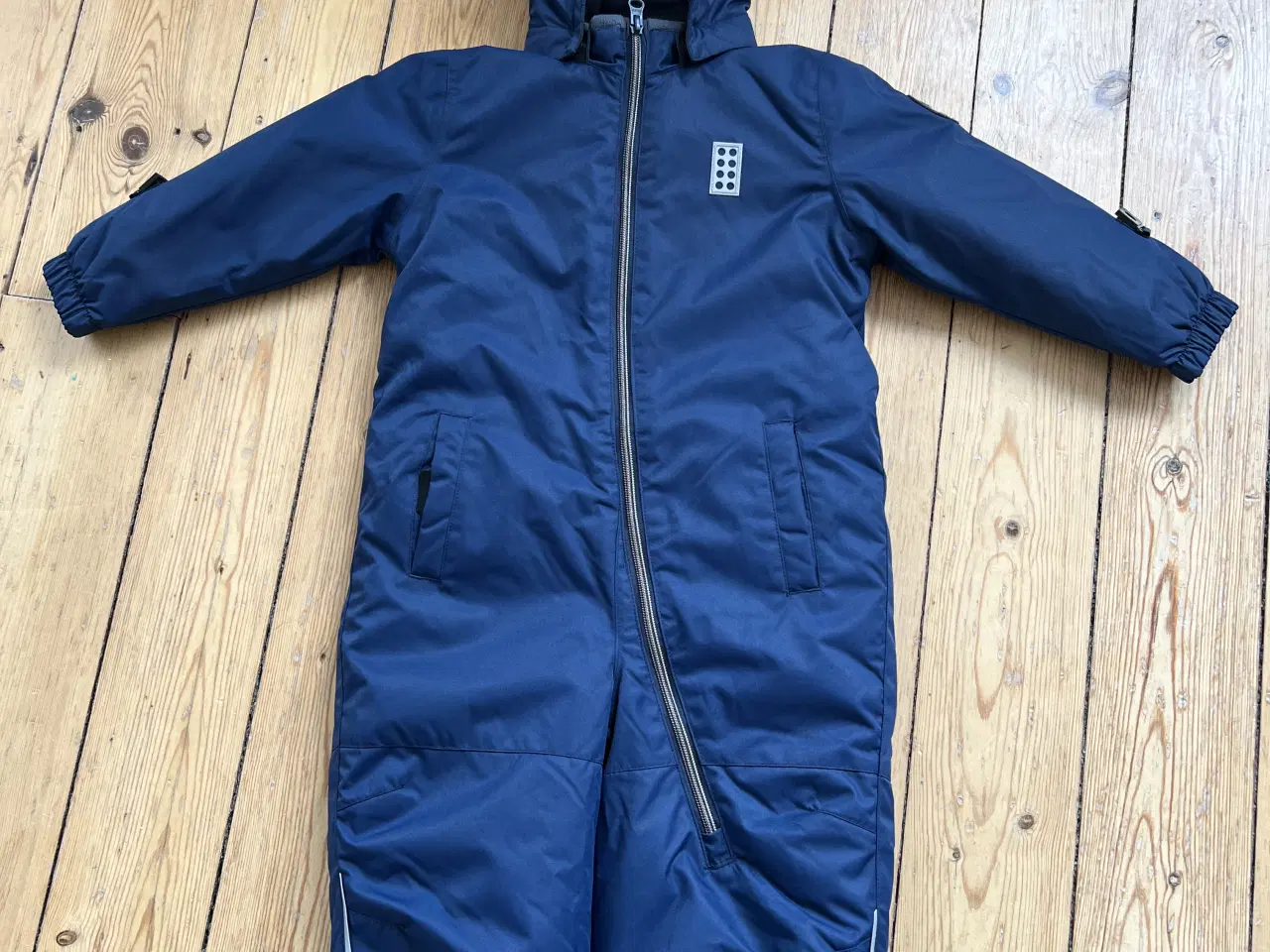 Billede 1 - Flyverdragt Lego