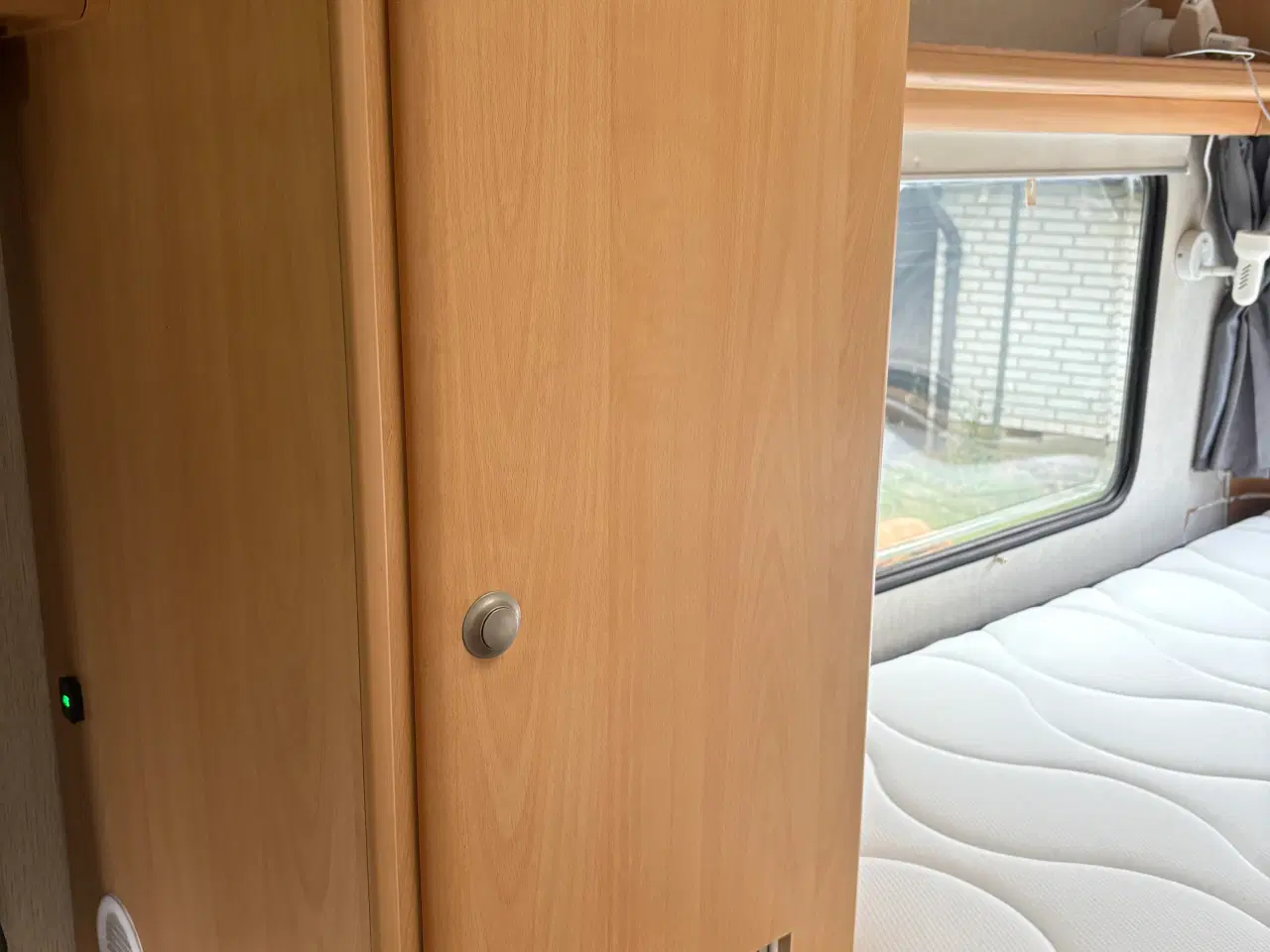 Billede 6 - Lækker lille campingvogn Adria Unica 390