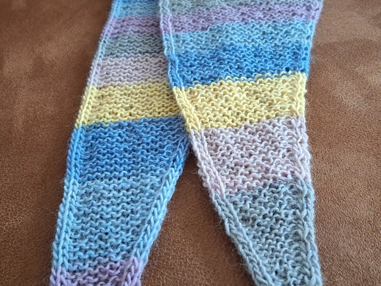 Billede 1 - Håndstrikket scarf 