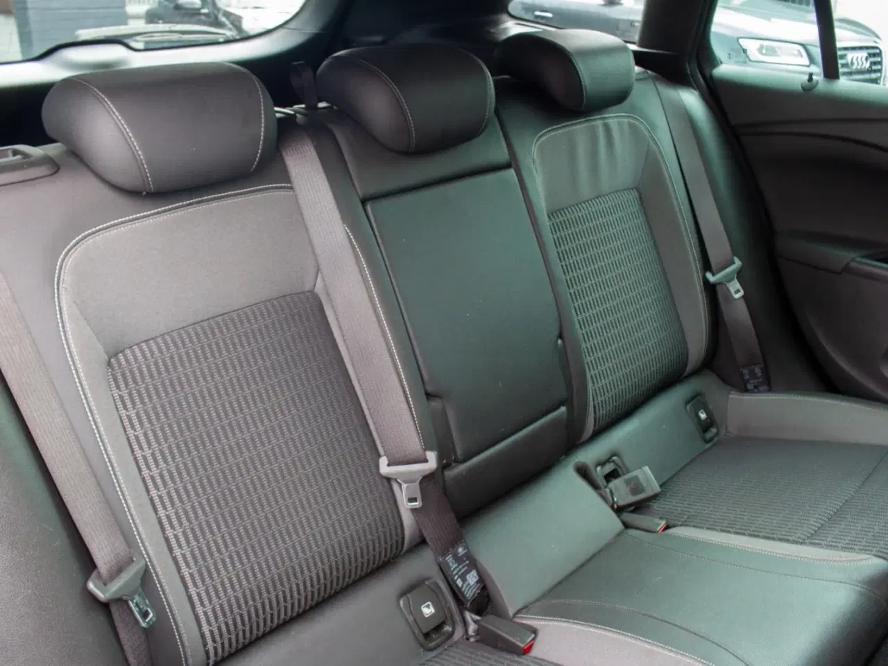 Billede 6 - Opel Astra 1,2 T 110 Elegance Sports Tourer