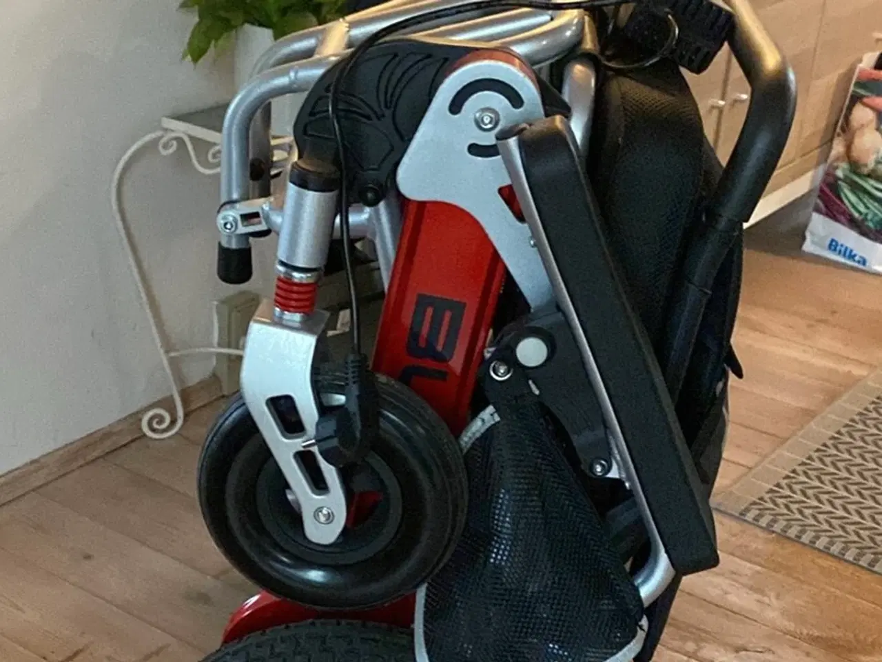 Billede 3 - Elkørestol næsten ny