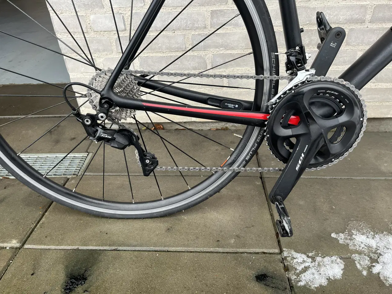 Billede 2 - Sælger min Trek Émonda SL5 fra 2020 i god stand.