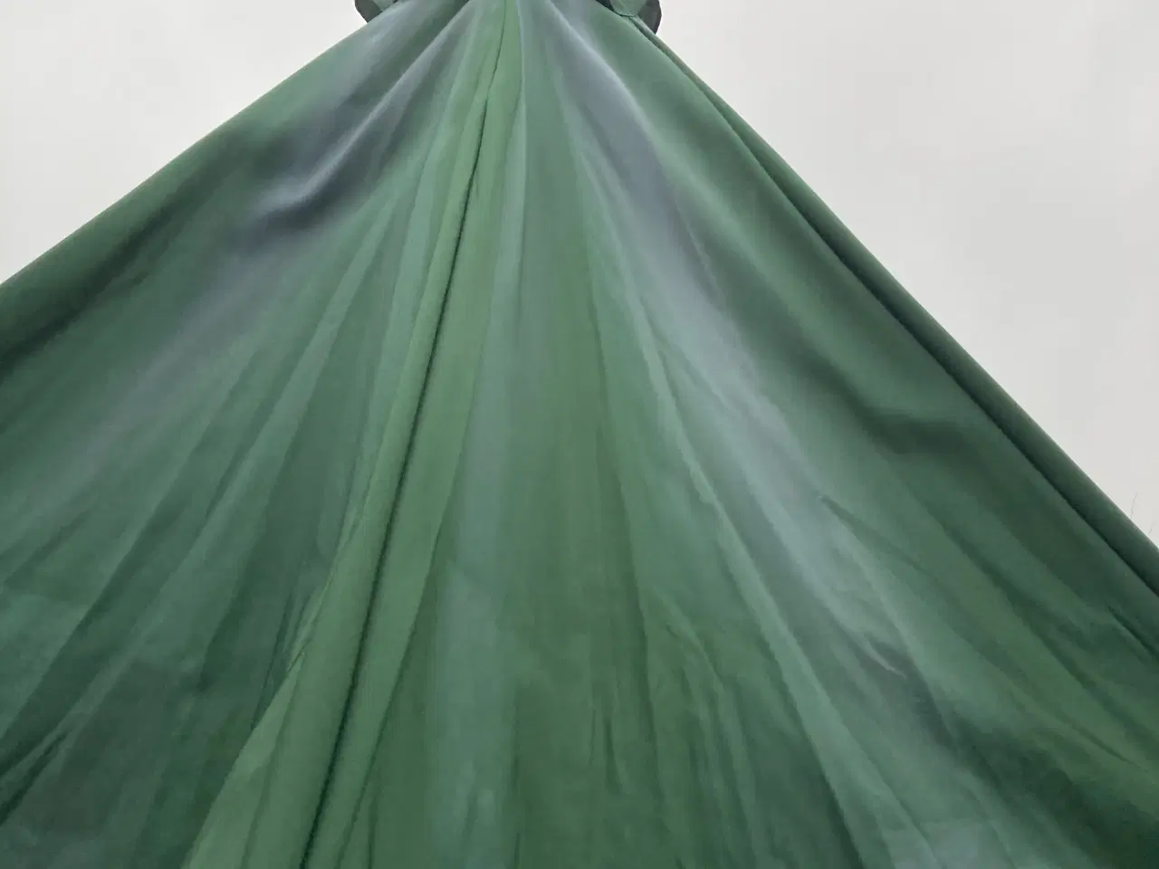 Billede 8 - Parasol + parasolfod (senest søndag d. 19.04.26)