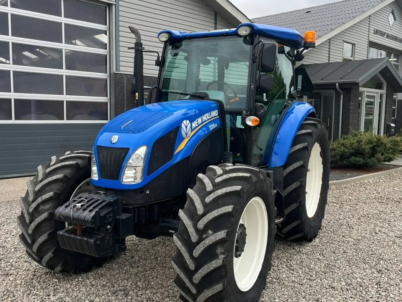 Billede 9 - New Holland TD5.115 Med brede dæk