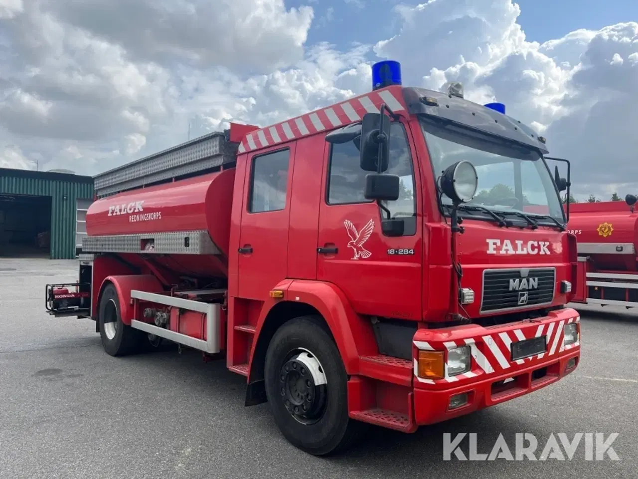Billede 2 - Dobbelt kabine tankvogn MAN 18.284