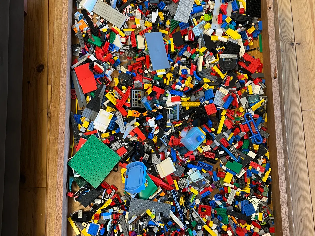 Billede 5 - Lego - ca. 40 kg + togskinner +Lego Exoforce 7707 