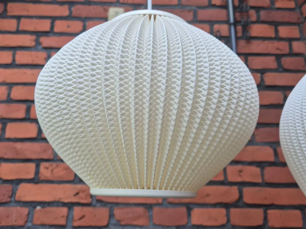 Billede 7 - To smukke Pearl Shade i hvid