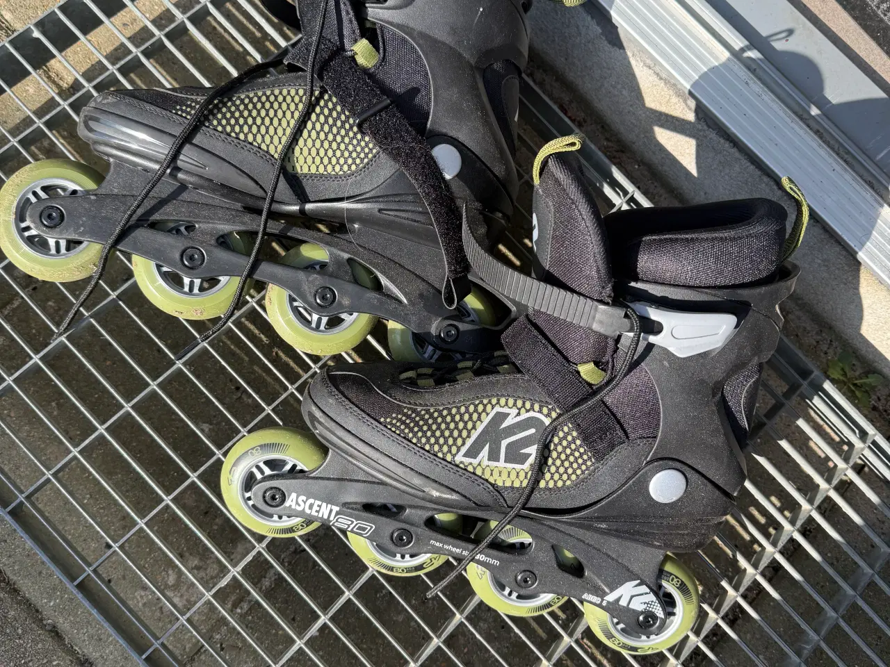 Billede 1 - Rulleskøjter, skater