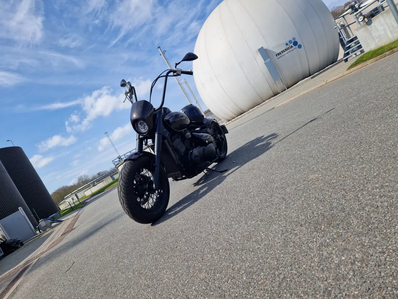 Billede 1 - Suzuki vl800 ombygget fra chop up
