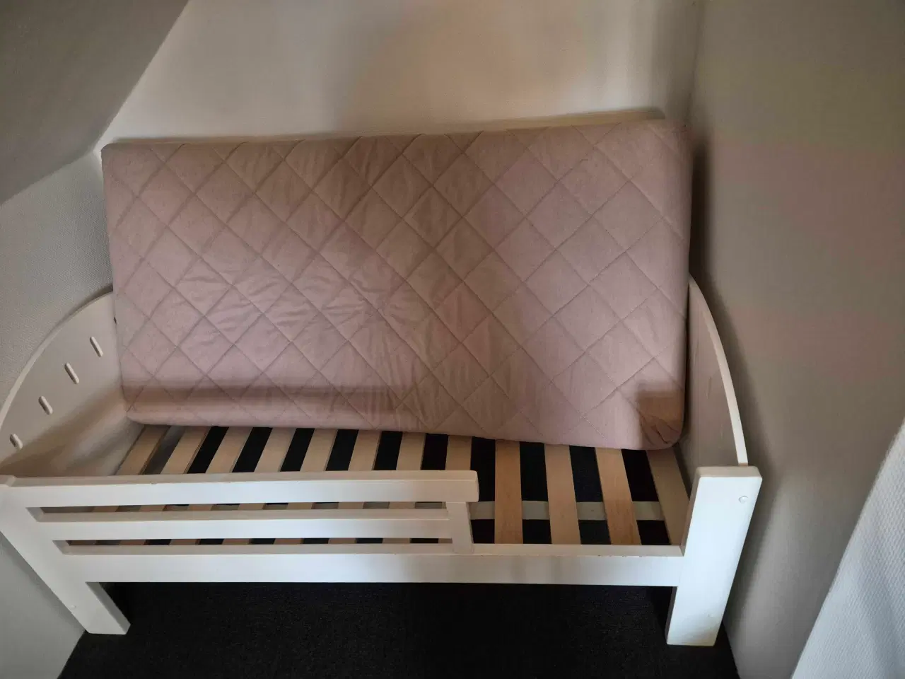 Billede 1 - Junior seng