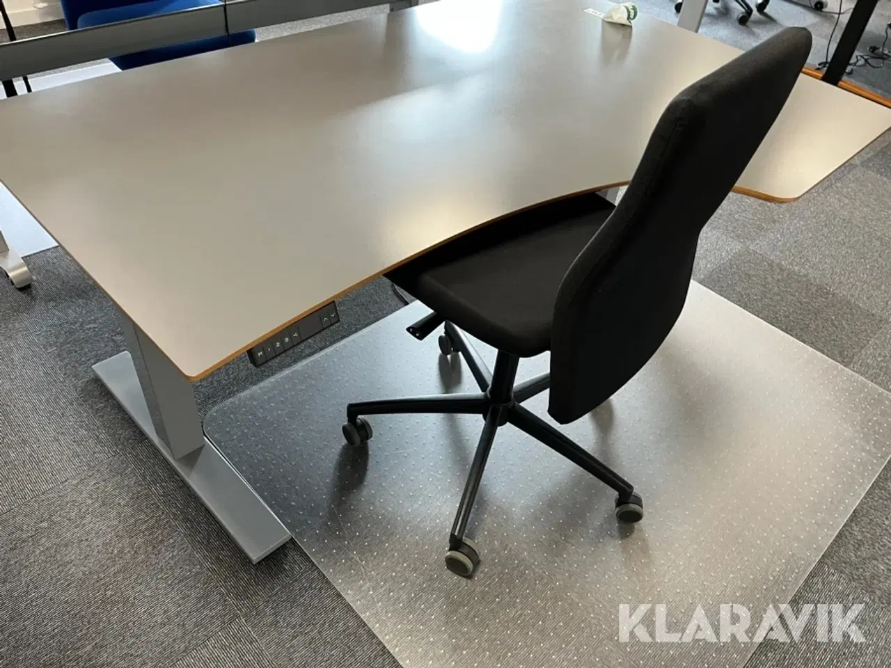 Billede 4 - Skrivebord med stol