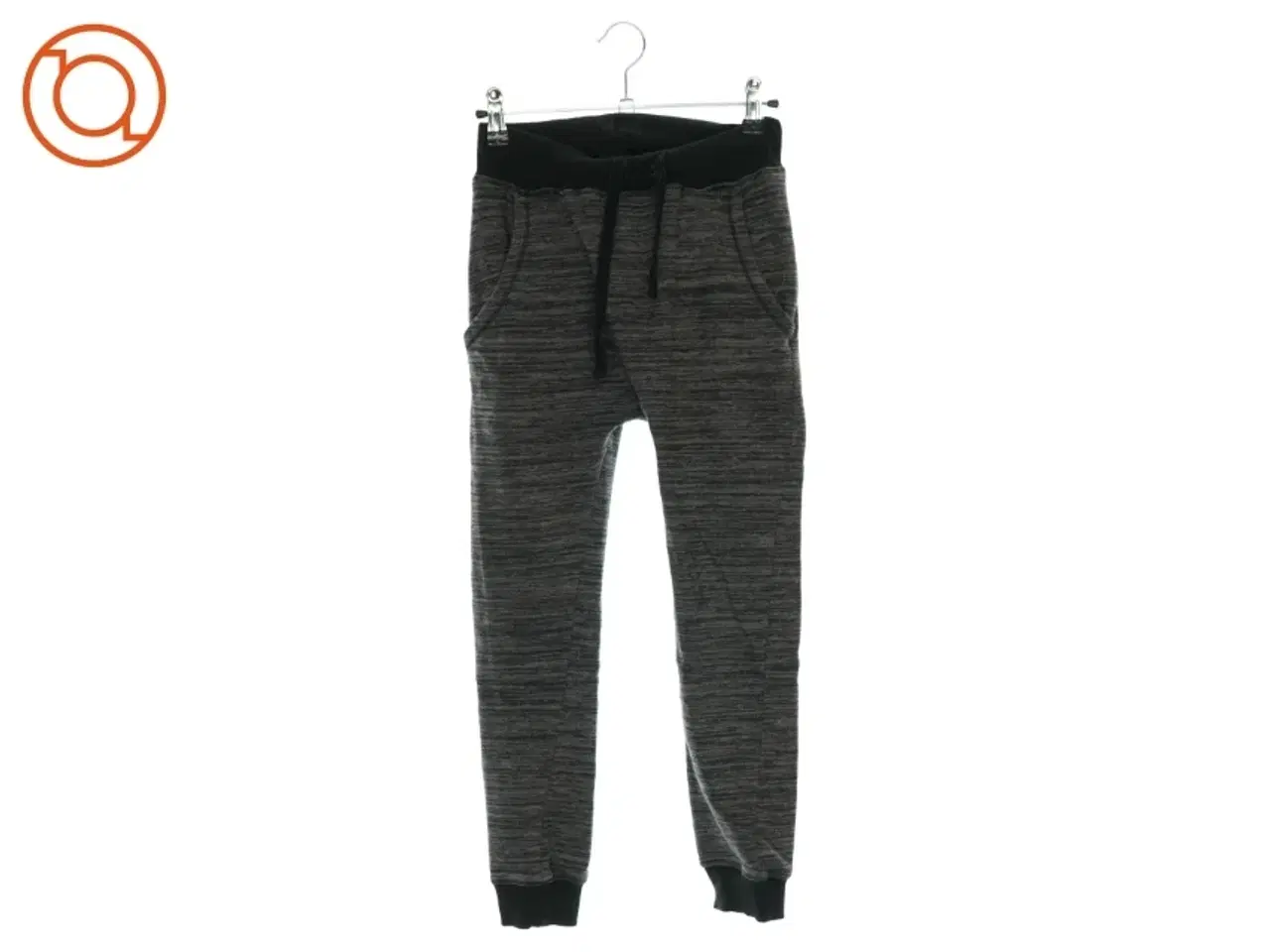 Billede 4 - Str 10 år Pakke Hættetrøje, sweatshirt, T shirt og bukser (str. 10 år)