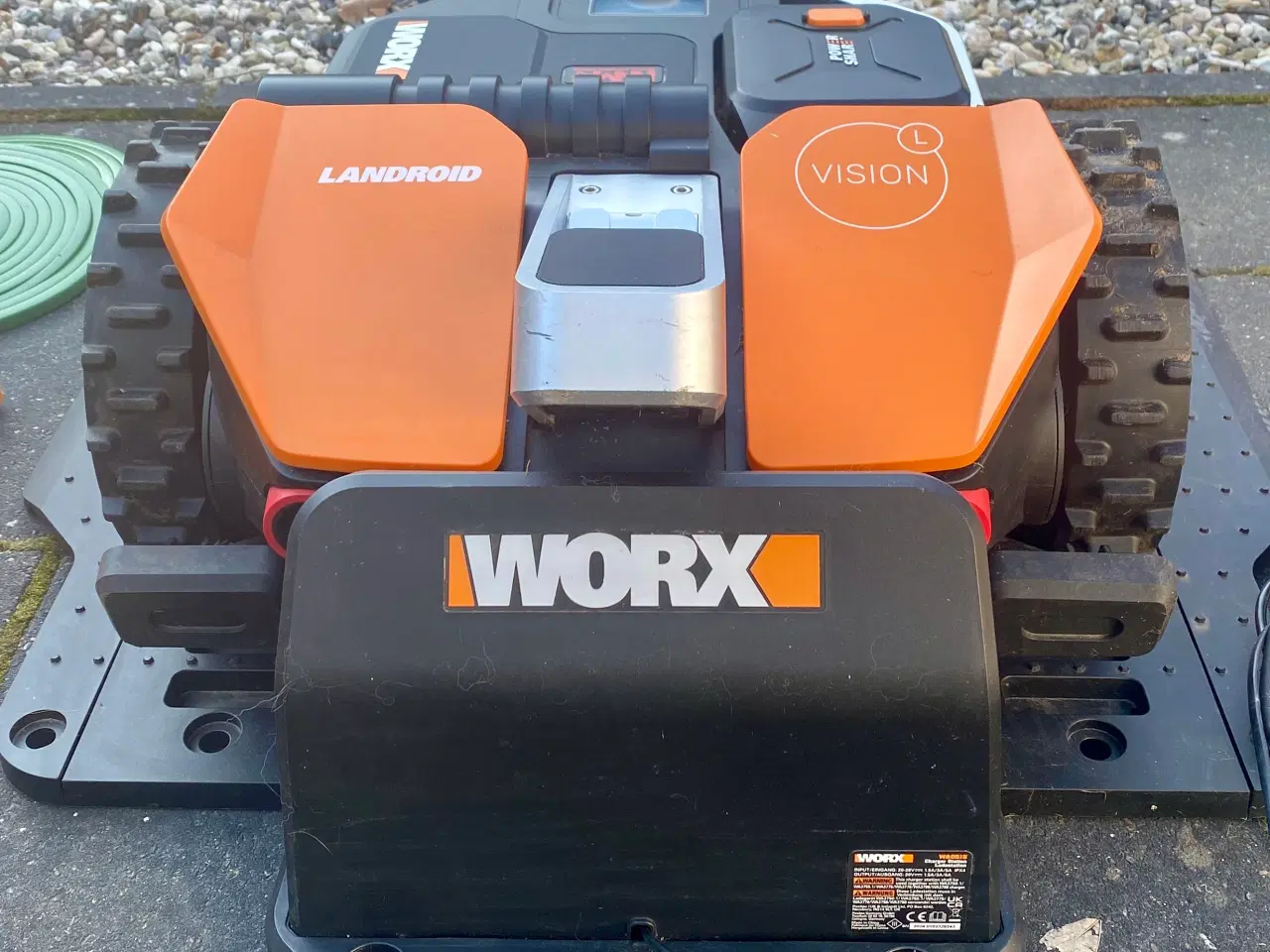 Billede 2 - Robotplæneklipper Worx Vision WR213E 1300m2