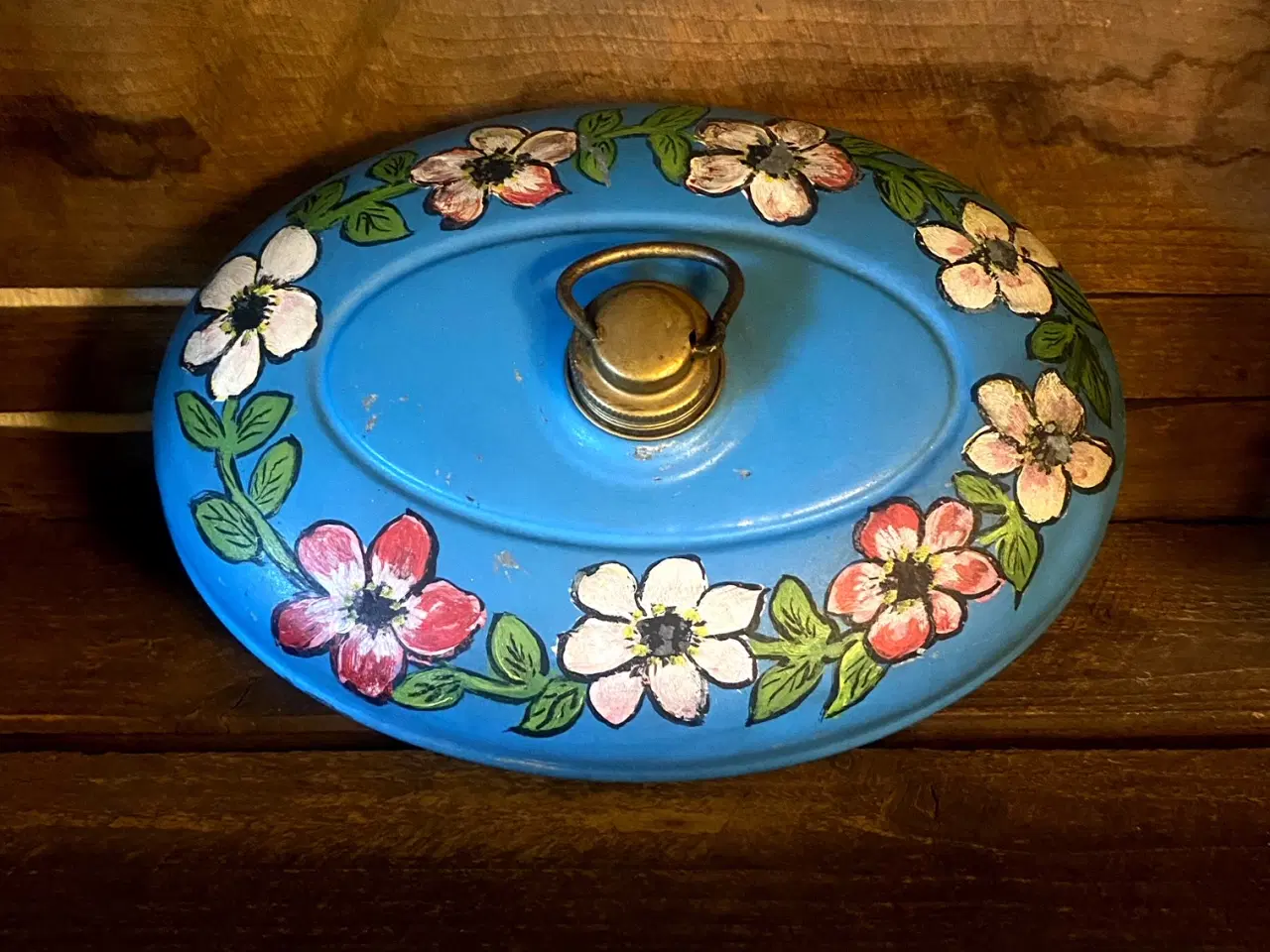Billede 1 - * Antik varmedunk - med smukke blomster