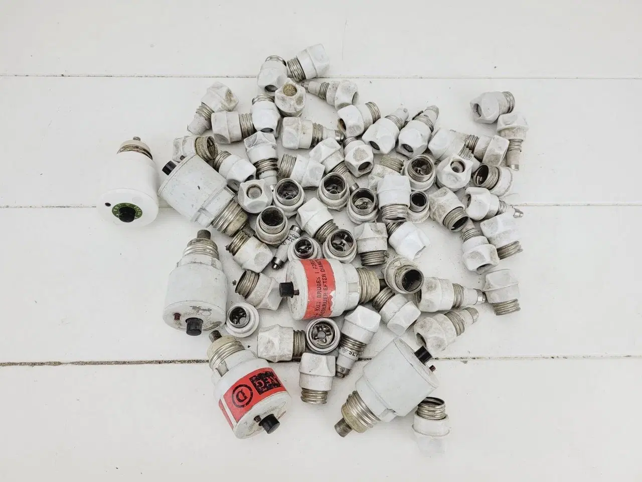 Billede 1 - Samling at sikringsholder / sikringshoveder