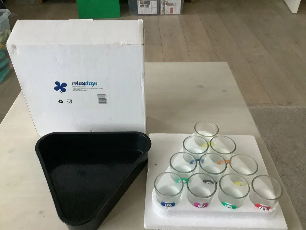 Billede 2 - Shotglas sæt med billiard motiv.