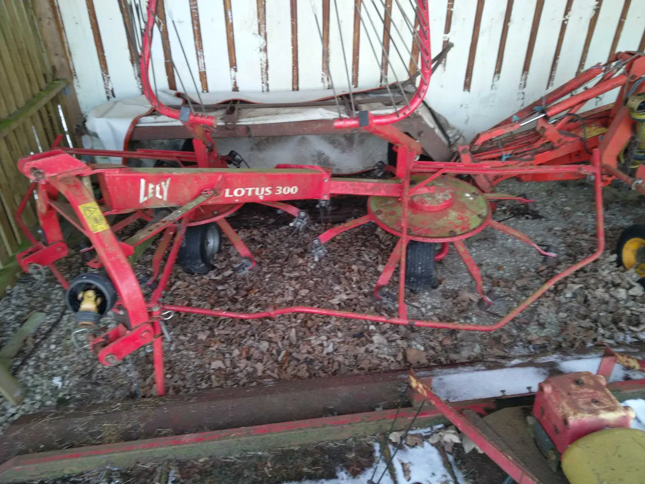 Billede 1 - Lely høvender