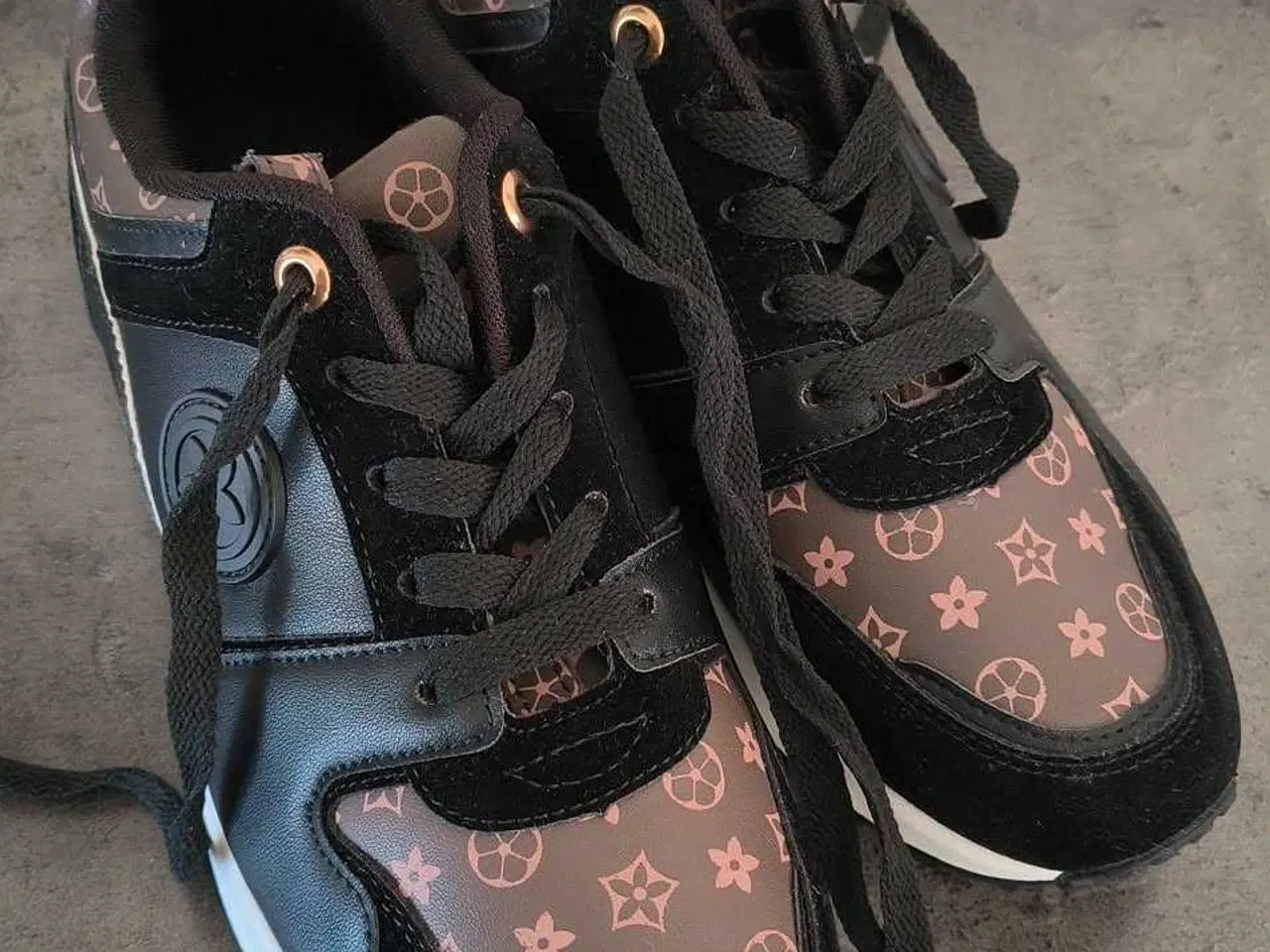 Billede 1 - Sko fra Isabac