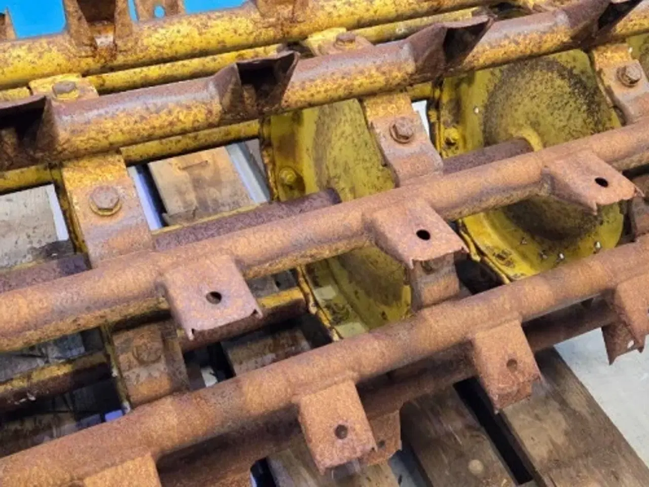 Billede 11 - New Holland TX68 Tærskecylinder 84004930