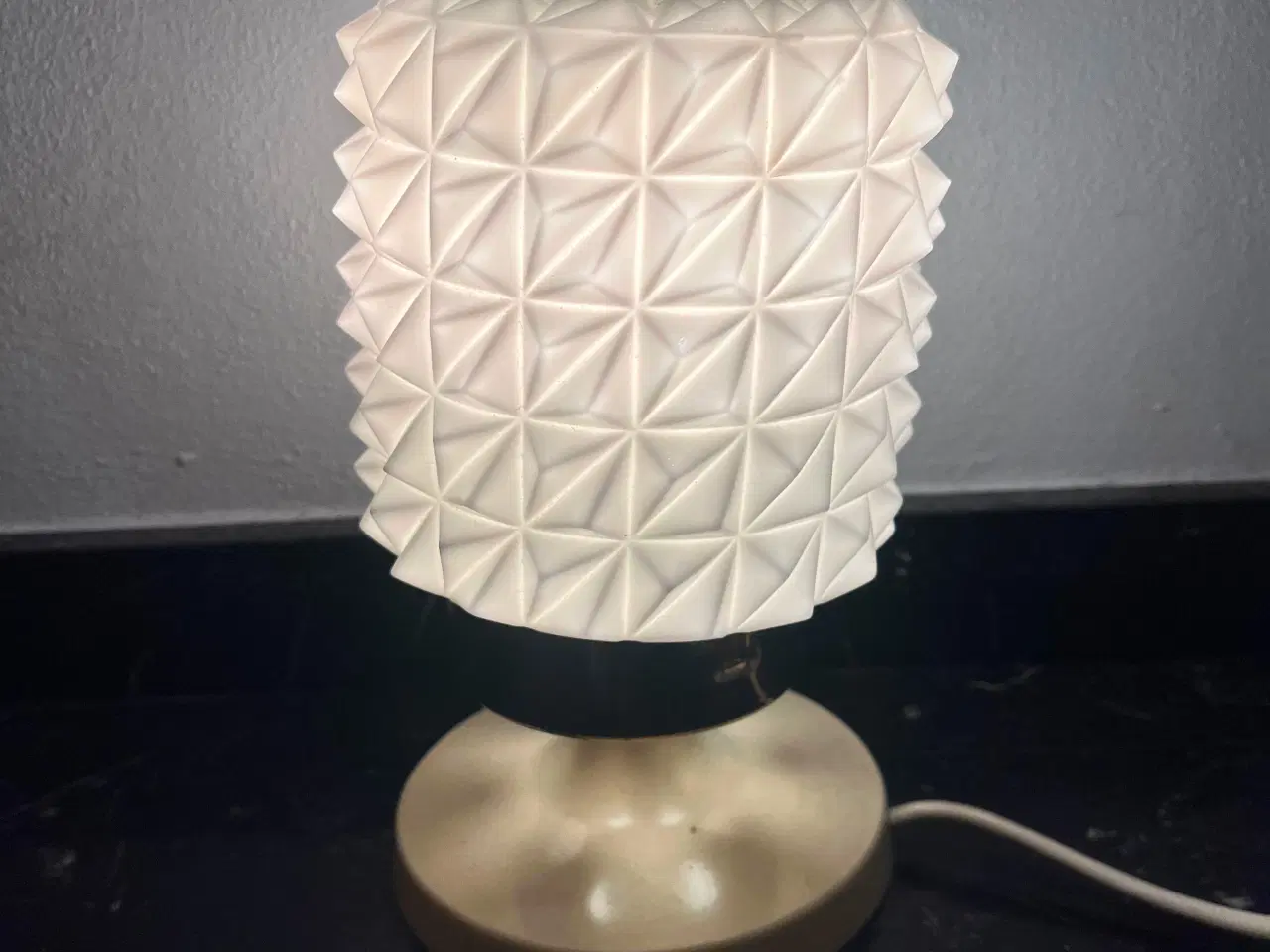 Billede 1 - retro design bordlampe fra Elektro Instala design