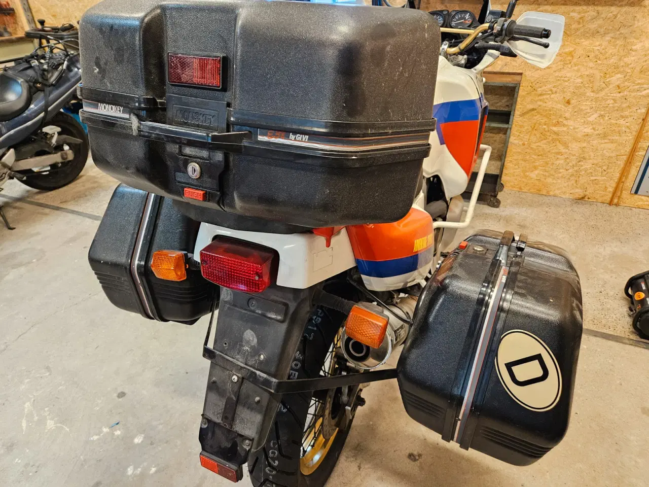 Billede 1 - Givi Monokey-taskesæt inkl. holder til Africa Twin