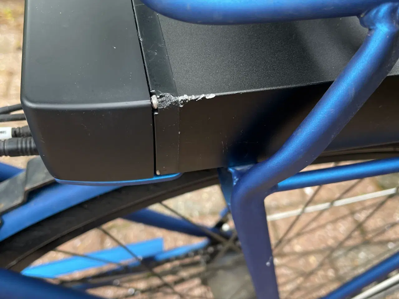 Billede 4 - El-cykel  i mat blå 