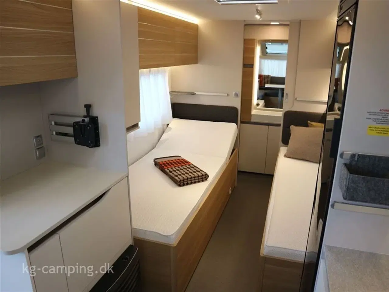 Billede 8 - 2024 - Adria Adora 572 UT Dejlig Kampagne vogn med enkeltsenge og Alde Centralvarme.