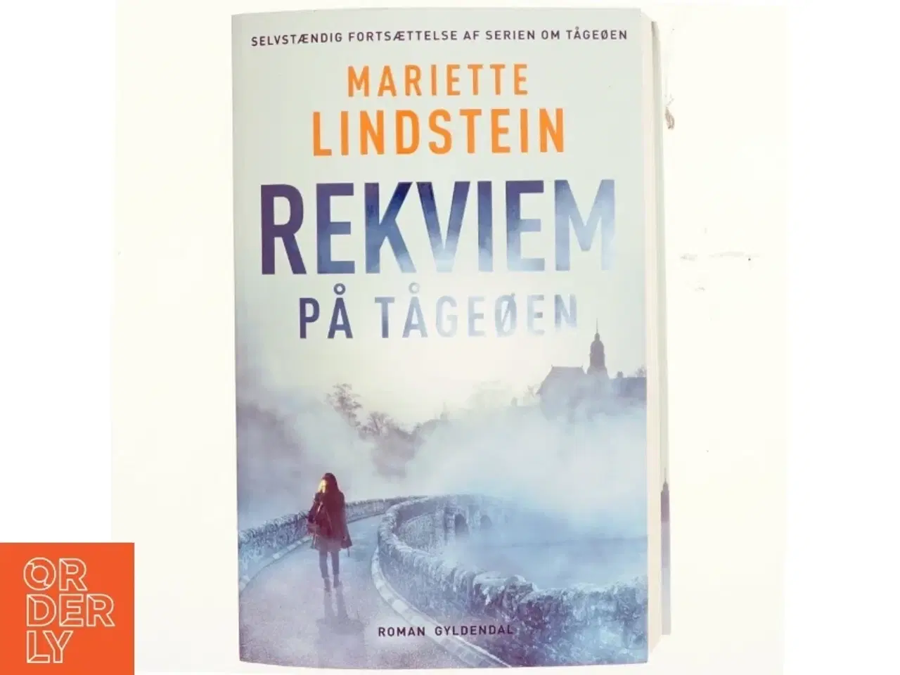Billede 1 - Rekviem på Tågeøen af Mariette Lindstein (f. 1958) (Bog)
