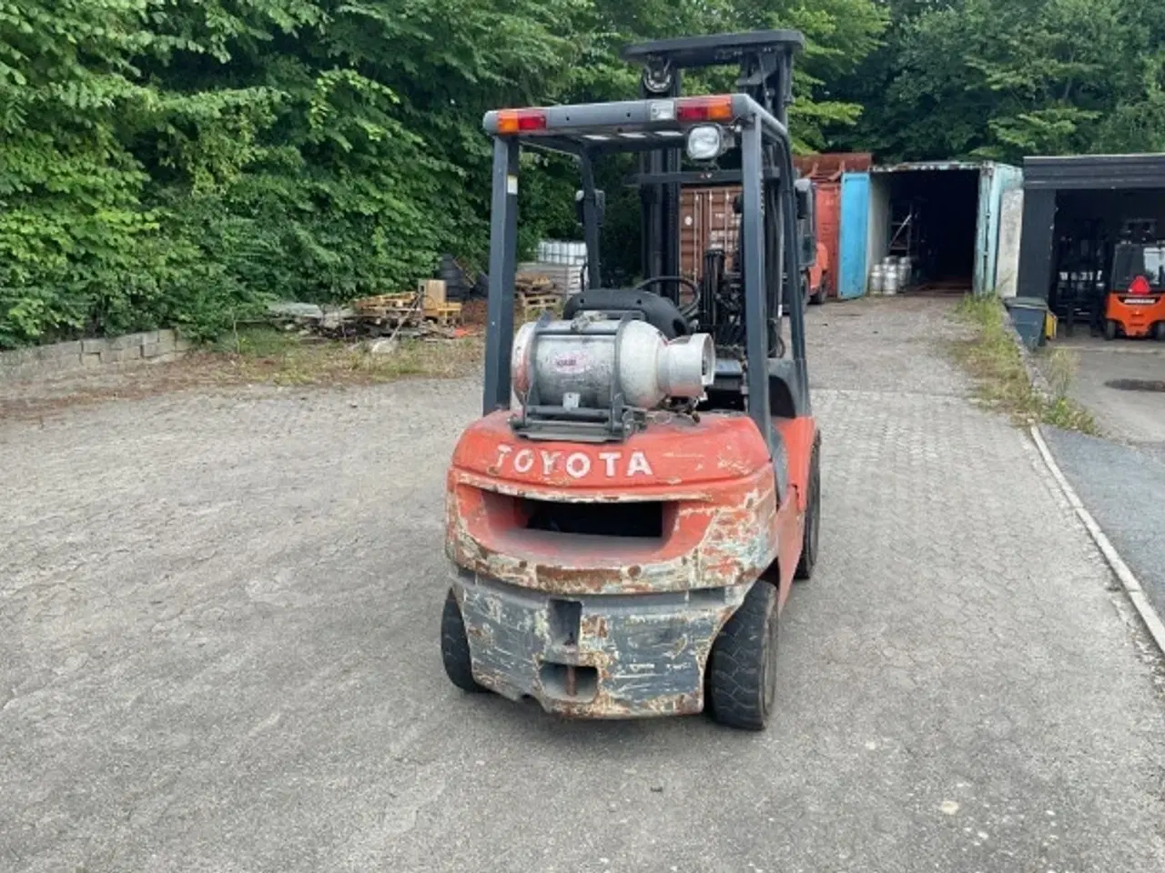 Billede 5 - 2500kg gastruck med Triplexmast med friløft  Fra2006