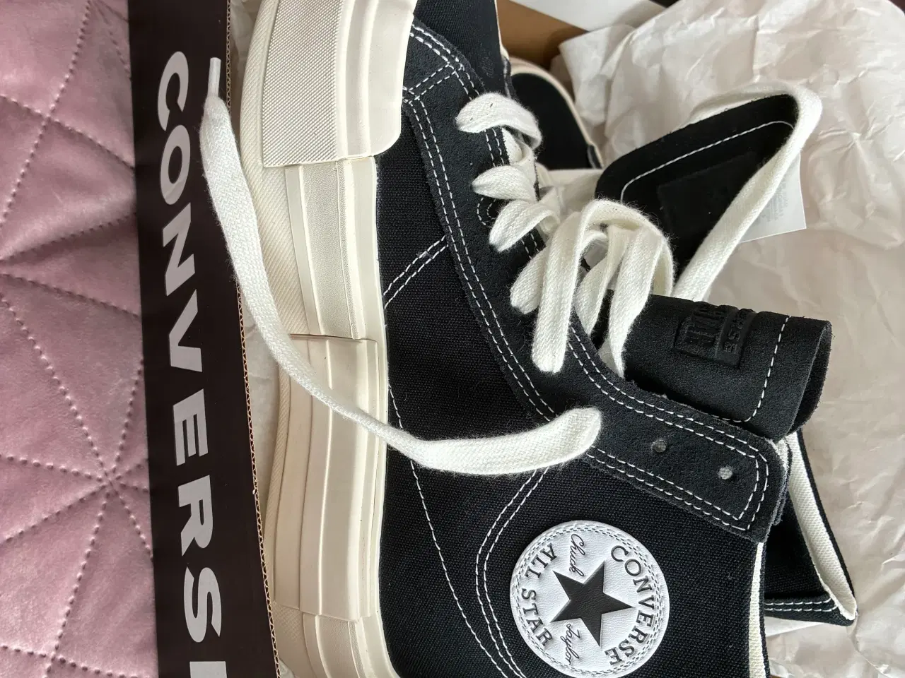 Billede 2 - Fede Converse mørkeblå 